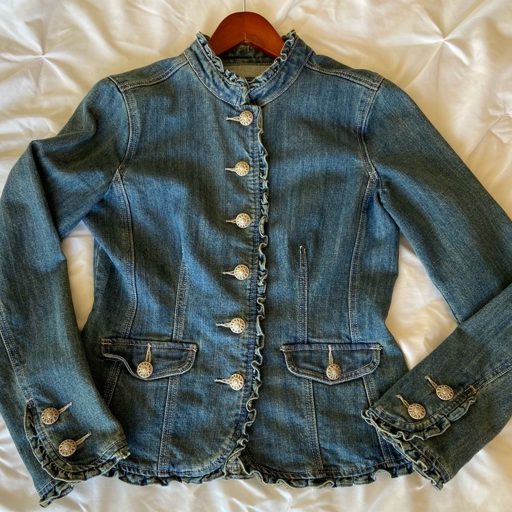 Adorable jean jacket